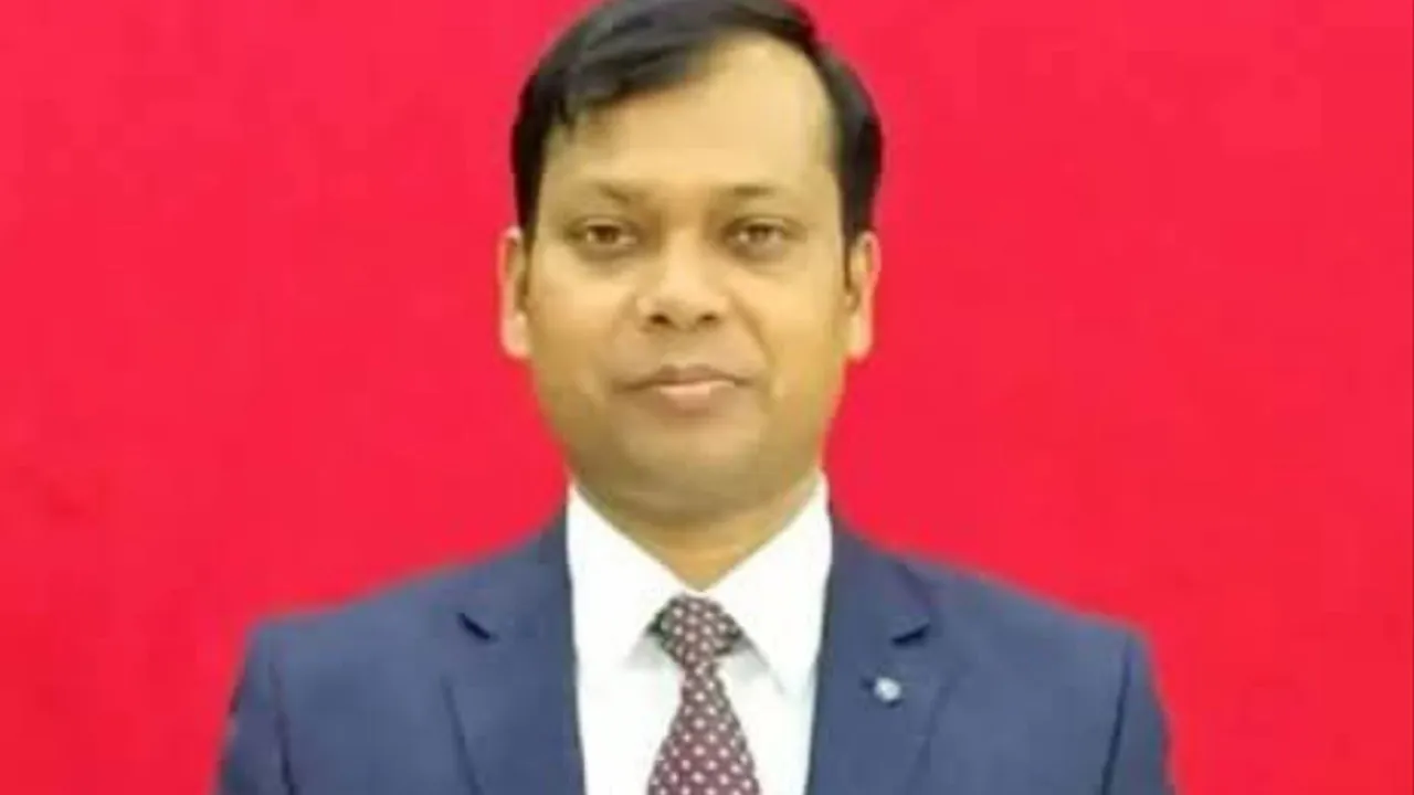 সিলেটের ডিসি সারওয়ার আলমকে পুনর্বহালের দাবি গণঅধিকার পরিষদের নেতার