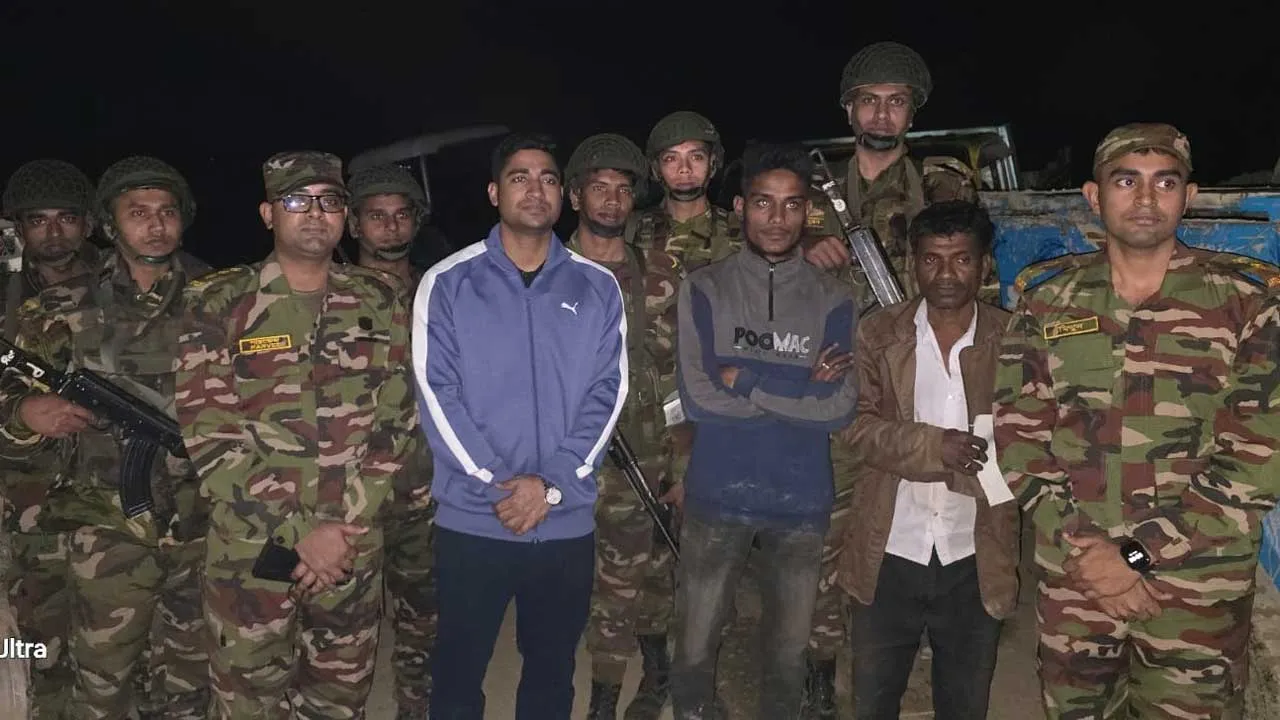 সাতকানিয়ায় কৃষিজমির মাটি কাটায় ২জনের কারাদণ্ড