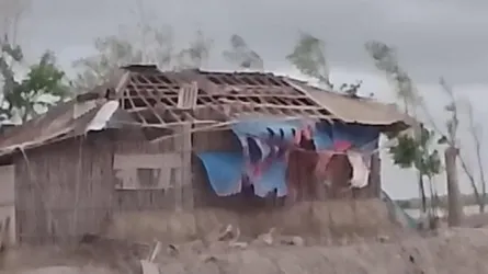 শ্যামনগরে কালবৈশাখী ঝড়ে শিশুর মৃত্যু, ঘর-বাড়ি ক্ষতিগ্রস্ত