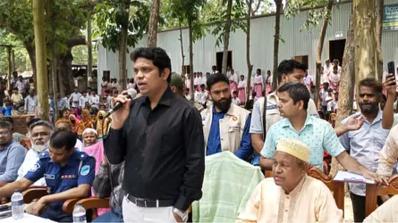 মানিকগঞ্জে রাতের আঁধারে বিদ্যালয়ের জায়গা পরিবর্তন