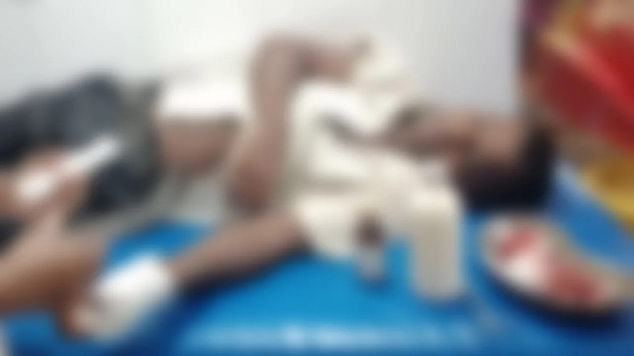 সাটুরিয়ায় প্লাস্টিক বোতলের নাইট্রোজেন গ্যাস বিস্ফোরণে যুবক আহত