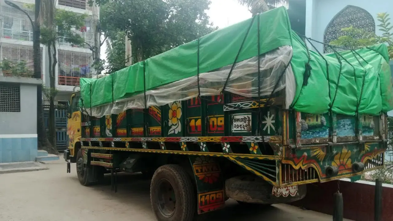সাভারে ৩৬১ বস্তা সরকারি চাল জব্দ, আটক ৩