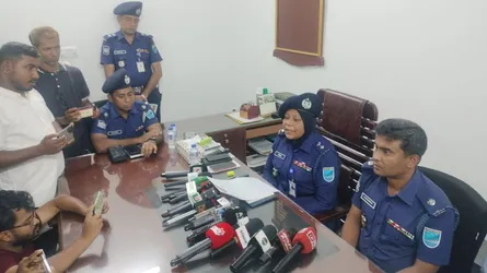 ‘সাভারে মাদক ব্যবসায়ীদের সাথে পুলিশের সংশ্লিষ্টতা খতিয়ে দেখা হচ্ছে’