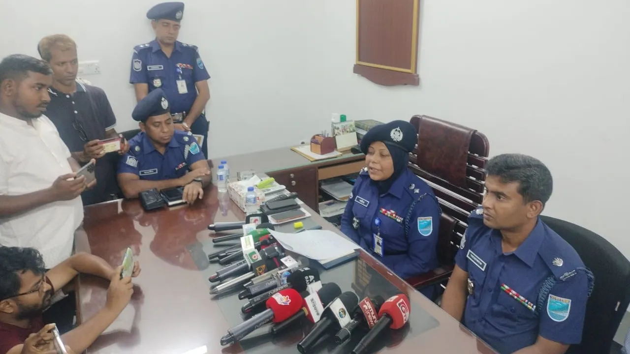 ‘সাভারে মাদক ব্যবসায়ীদের সাথে পুলিশের সংশ্লিষ্টতা খতিয়ে দেখা হচ্ছে’