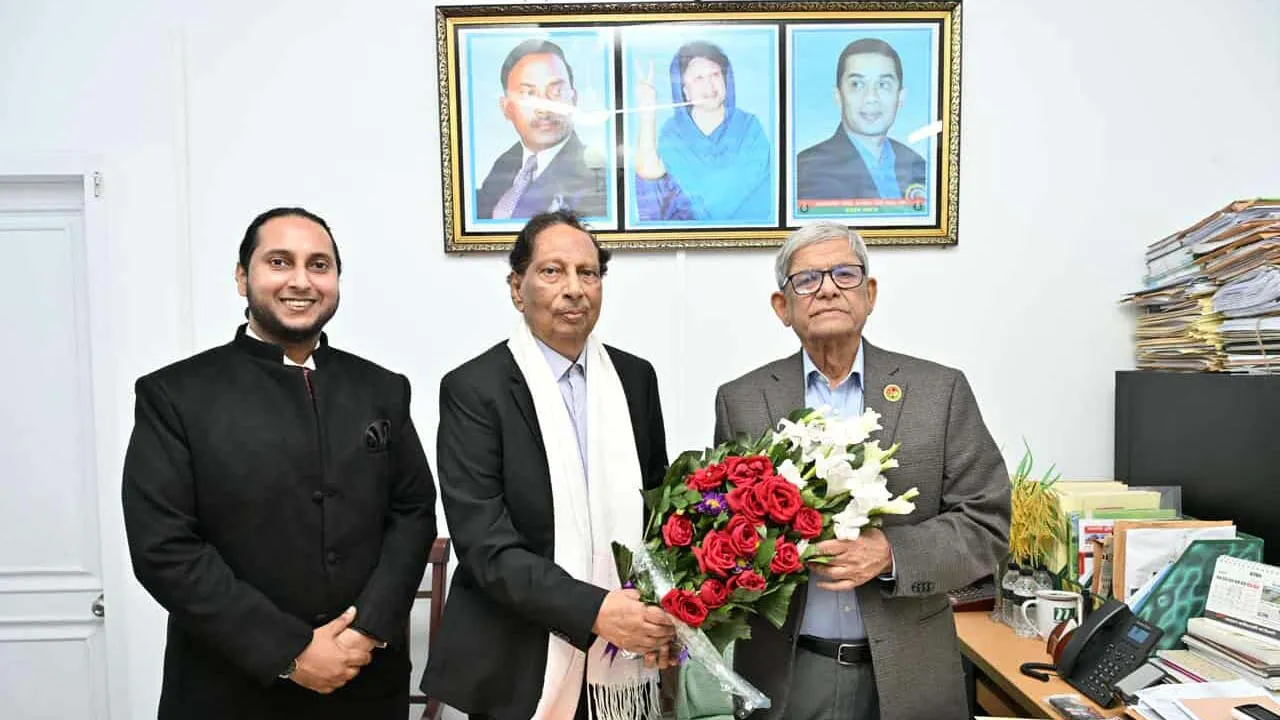 বিএনপিতে যোগ দিলেন অধ্যাপক আবু সাইয়িদ