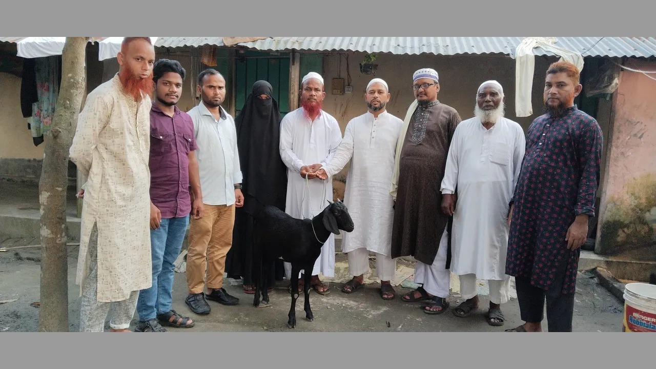 সৈয়দপুরে শহীদ সাজ্জাদের পরিবারকে ছাত্রশিবিরের ঈদ উপহার
