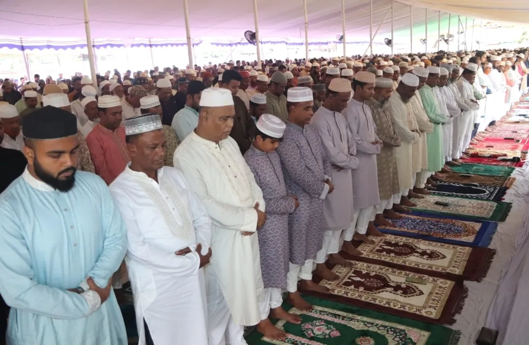 উচ্ছ্বাস ও ধর্মীয় ভাবগাম্ভীর্যে বরিশালে পবিত্র ঈদুল আজহা উদযাপিত