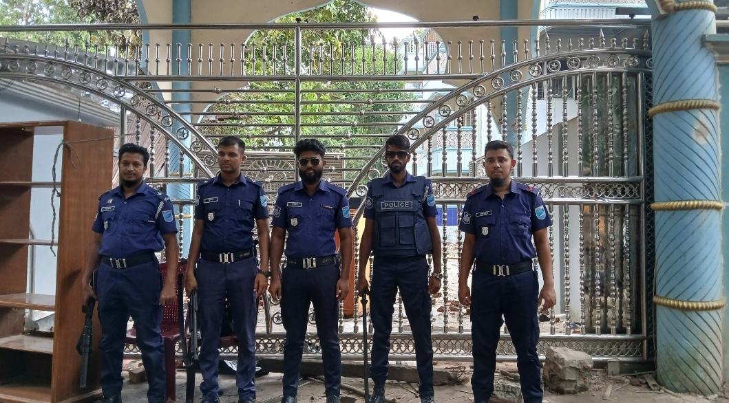 গোয়ালন্দে নুরাল পাগলের দরবারে হামলা