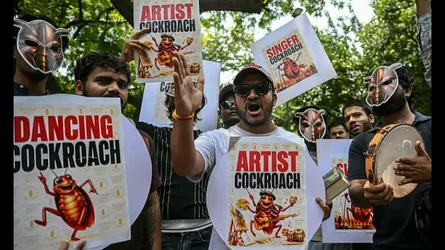কতদূর যাবে ভারতের তেলাপোকা  জনতা পার্টি