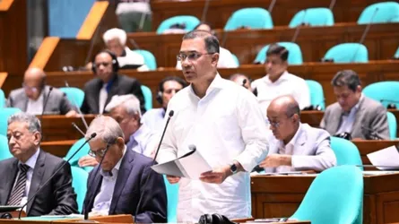নগরের খেলার মাঠ ও ফুটপাত থেকে অবৈধ দখল উচ্ছেদে সরকার বদ্ধপরিকর : প্রধানমন্ত্রী
