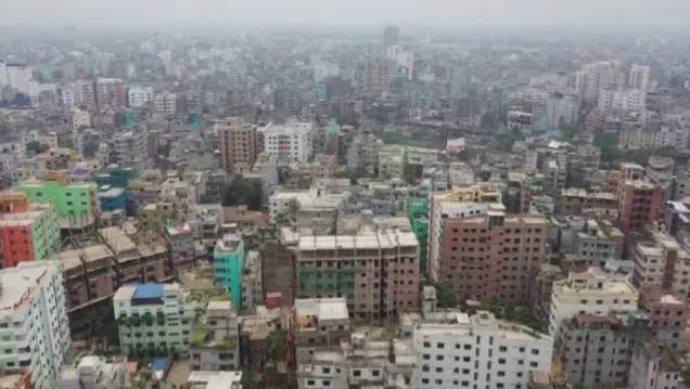ভুল উন্নয়ন দর্শন ও পরিকল্পনায় ঢাকার বাসযোগ্যতা ক্রমেই নামছে