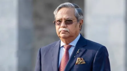 রাষ্ট্রপতিকে বিচার থেকে ‘ঢালাও’ দায়মুক্তি দেয়নি সংবিধান