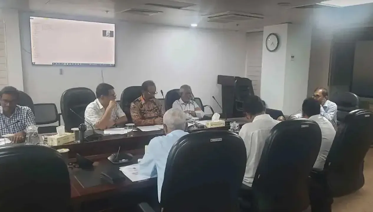 সিদ্ধান্ত ছাড়াই শেষ হয়েছে বাসভাড়া বাড়ানোর বৈঠক