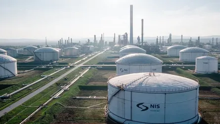 মার্কিন নিষেধাজ্ঞায় সার্বিয়ার একমাত্র তেল শোধনাগার বন্ধের ঝুঁকিতে