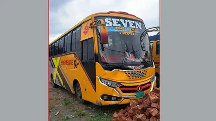 গৌরনদীতে বাসচাপায় পথচারী নিহত