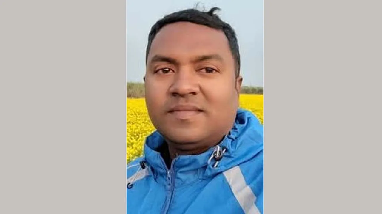 প্রেমিকার আপত্তিকর ভিডিও প্রচারের অভিযোগে আ’লীগ নেতা আটক