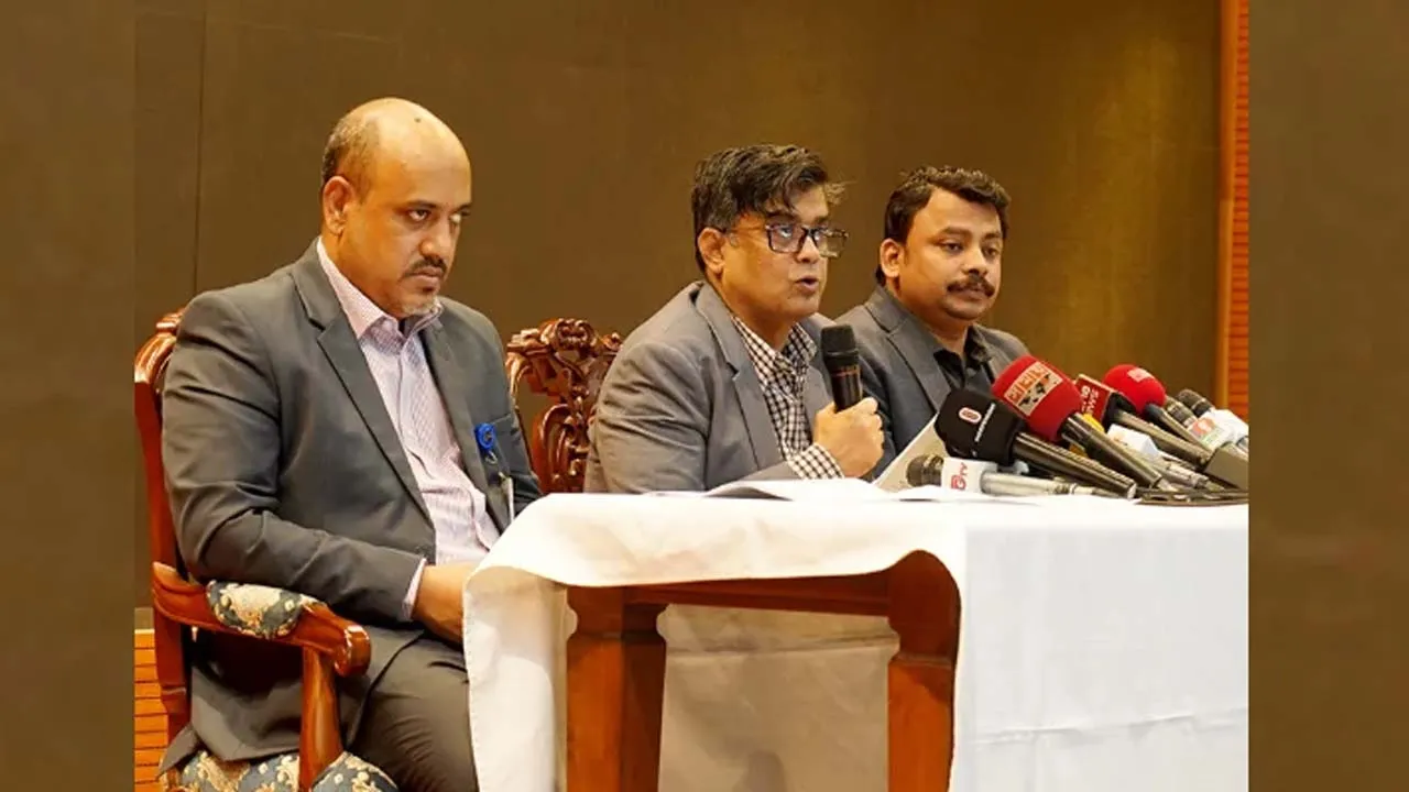 নির্বাচনের আগেই লুট হওয়া অস্ত্র উদ্ধার করতে হবে