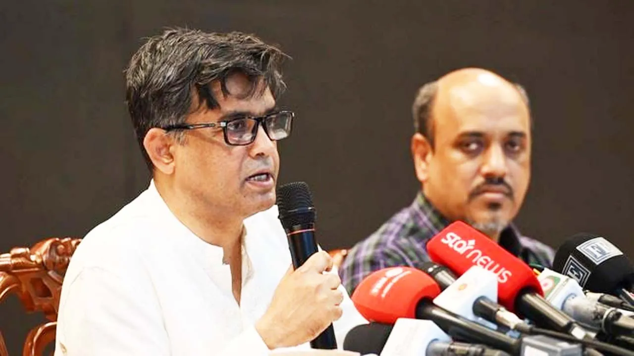 শেখ হাসিনা সরকারের নজরদারির সরঞ্জাম ক্রয় খতিয়ে দেখতে তদন্ত কমিটি