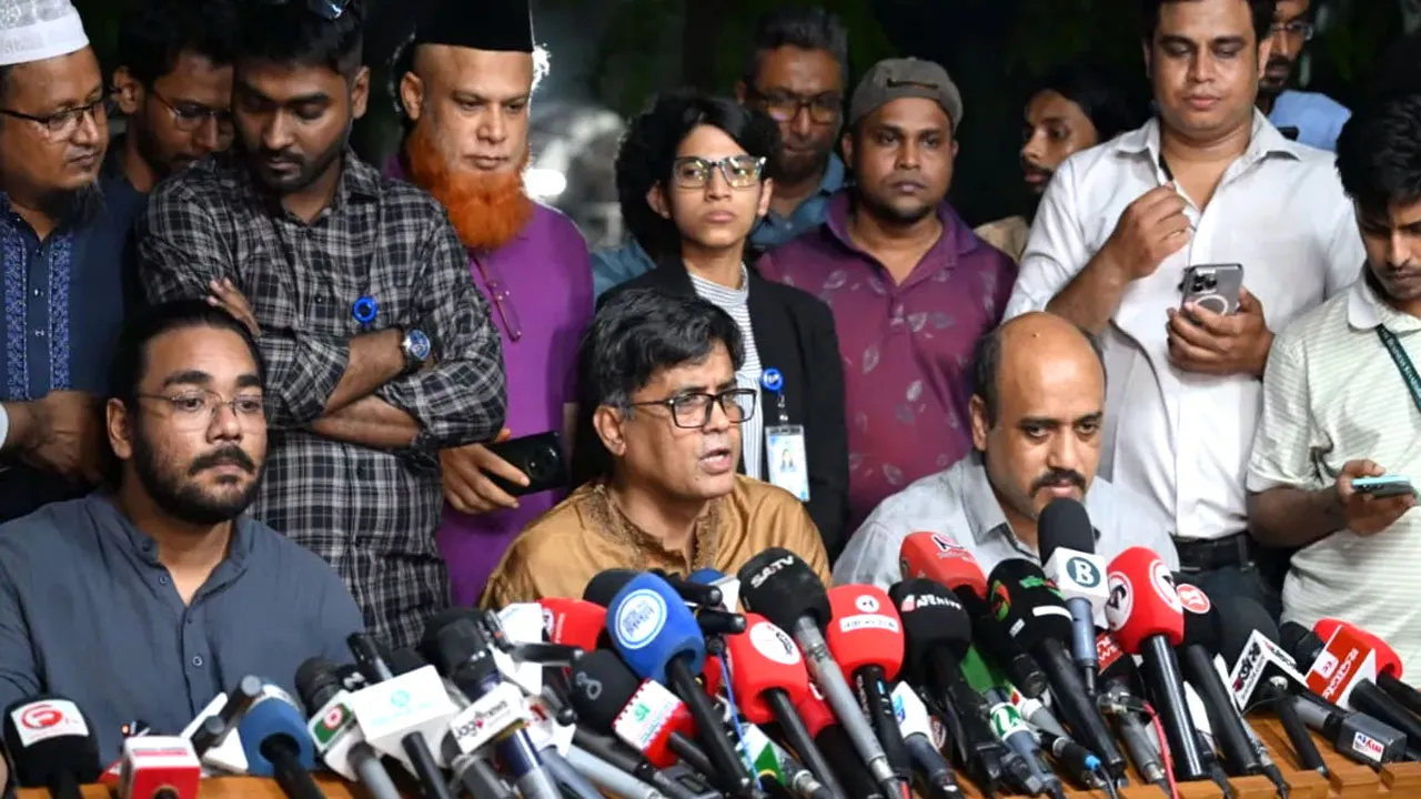 প্রধান উপদেষ্টা ৩০ জুনের পর এক দিনও থাকবেন না
