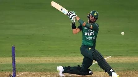 বোলার শাহীন আফ্রিদিও এখন হার্ড হিটার ব্যাটার