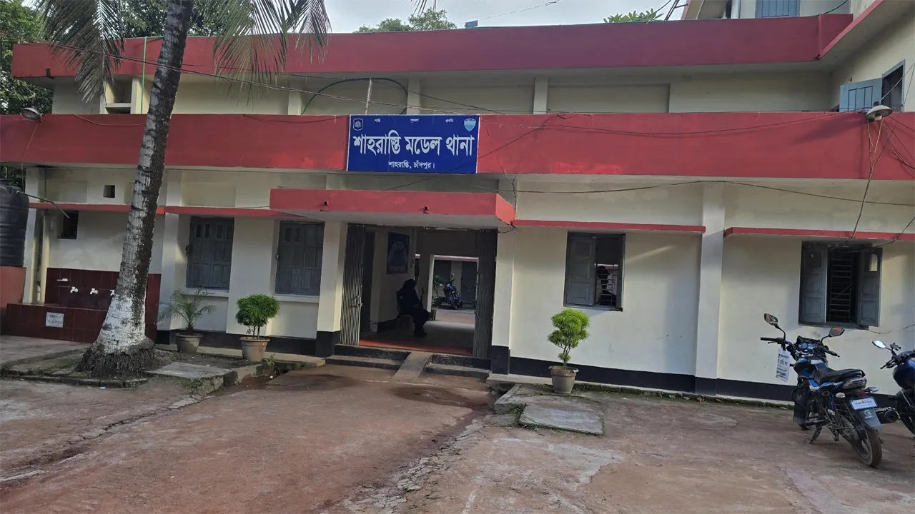 আটক মাদক কারবারির সাথে পুলিশের অর্থ লেনদেনের চ্যাট প্রকাশের দাবি