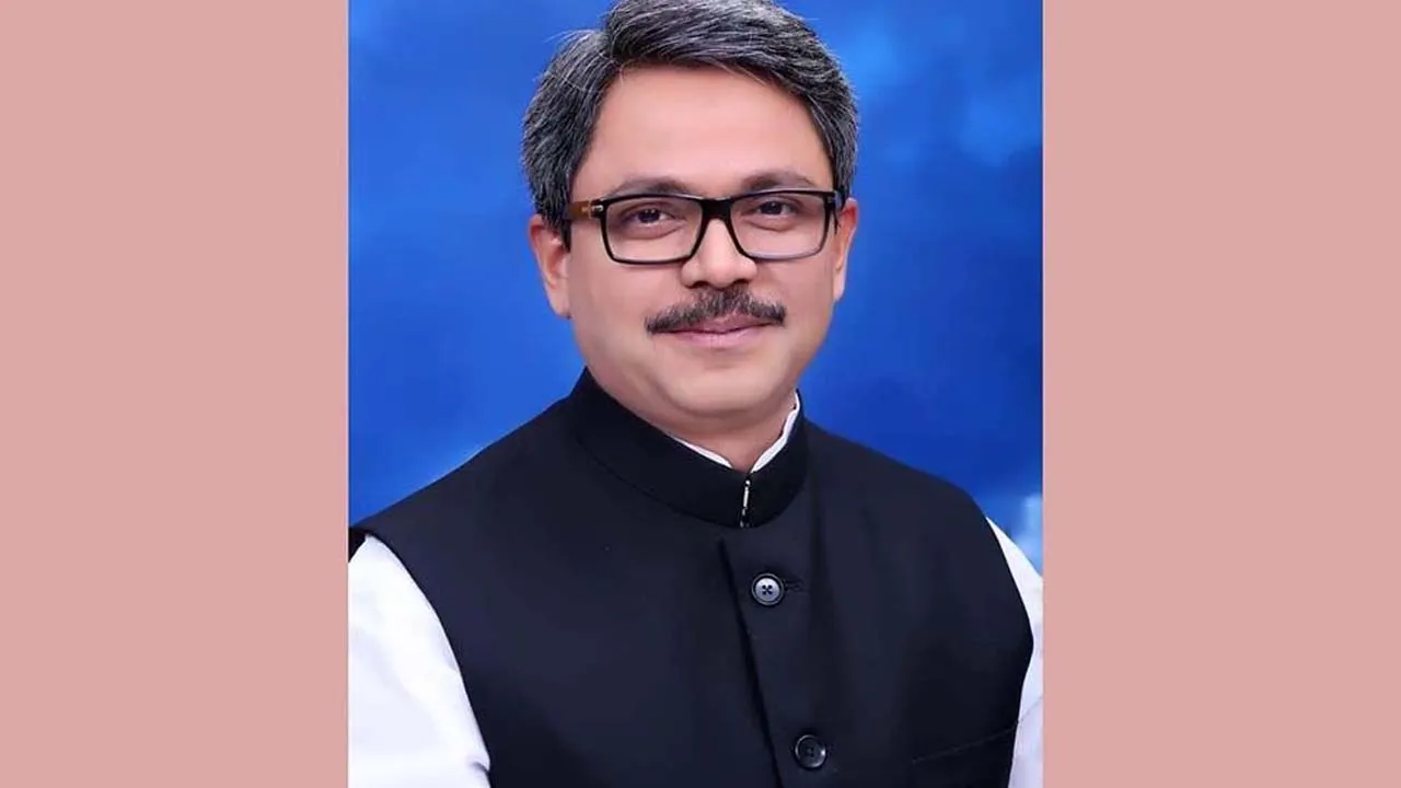 সাবেক প্রতিমন্ত্রী শাহরিয়ার আলমের নামে দুদকের মামলা
