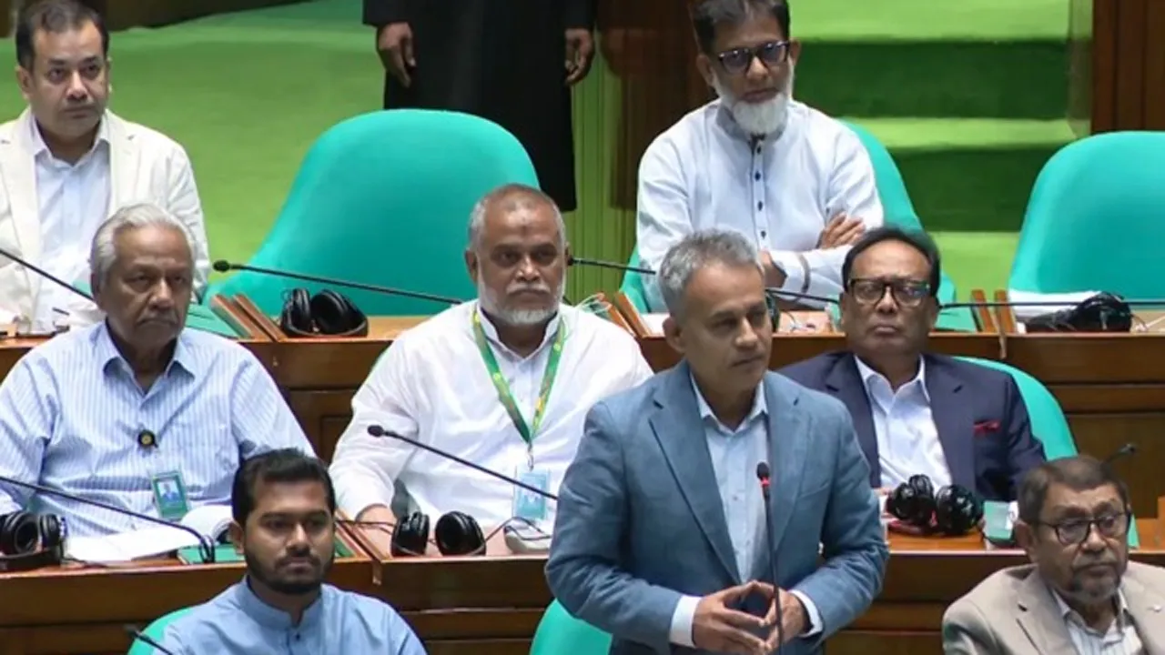 বাজেটে মানবসম্পদ উন্নয়ন ও অবকাঠামো খাতকে সর্বোচ্চ গুরুত্ব দেয়া হয়েছে : সেতুমন্ত্রী
