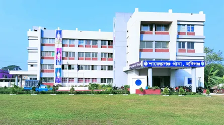 শায়েস্তাগঞ্জে সমাজপতির আদেশে ২ পরিবারকে সমাজচ্যুত!