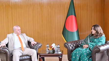 জনশক্তি রফতানি বাড়াতে আলজেরিয়ার সাথে নতুন উদ্যোগ, স্বাগত জানালেন পররাষ্ট্র প্রতিমন্ত্রী