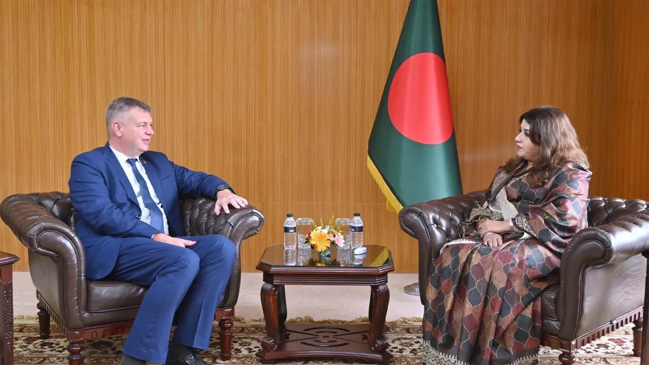 দক্ষ ও অর্ধদক্ষ শ্রমিক অভিবাসন নিয়ে বাংলাদেশ-বেলারুশ আলোচনা