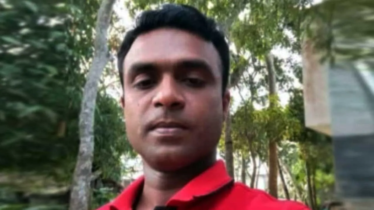 ডুমুরিয়ায় নিজ বাড়িতে যুবক খুন