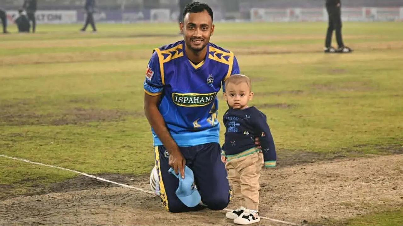 শরিফুলের দারুণ রেকর্ড, দখলে নিলেন তাসকিনের সিংহাসন