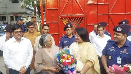 সংখ্যাগুরু ও সংখ্যালঘু শব্দটাই অপশক্তির রাজনীতি