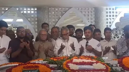 শেরে বাংলার সমাধিতে বিএনপির শ্রদ্ধা নিবেদন