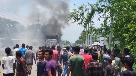 শেরপুরে বাস চাপায় মোটরসাইকেল আরোহী নিহত