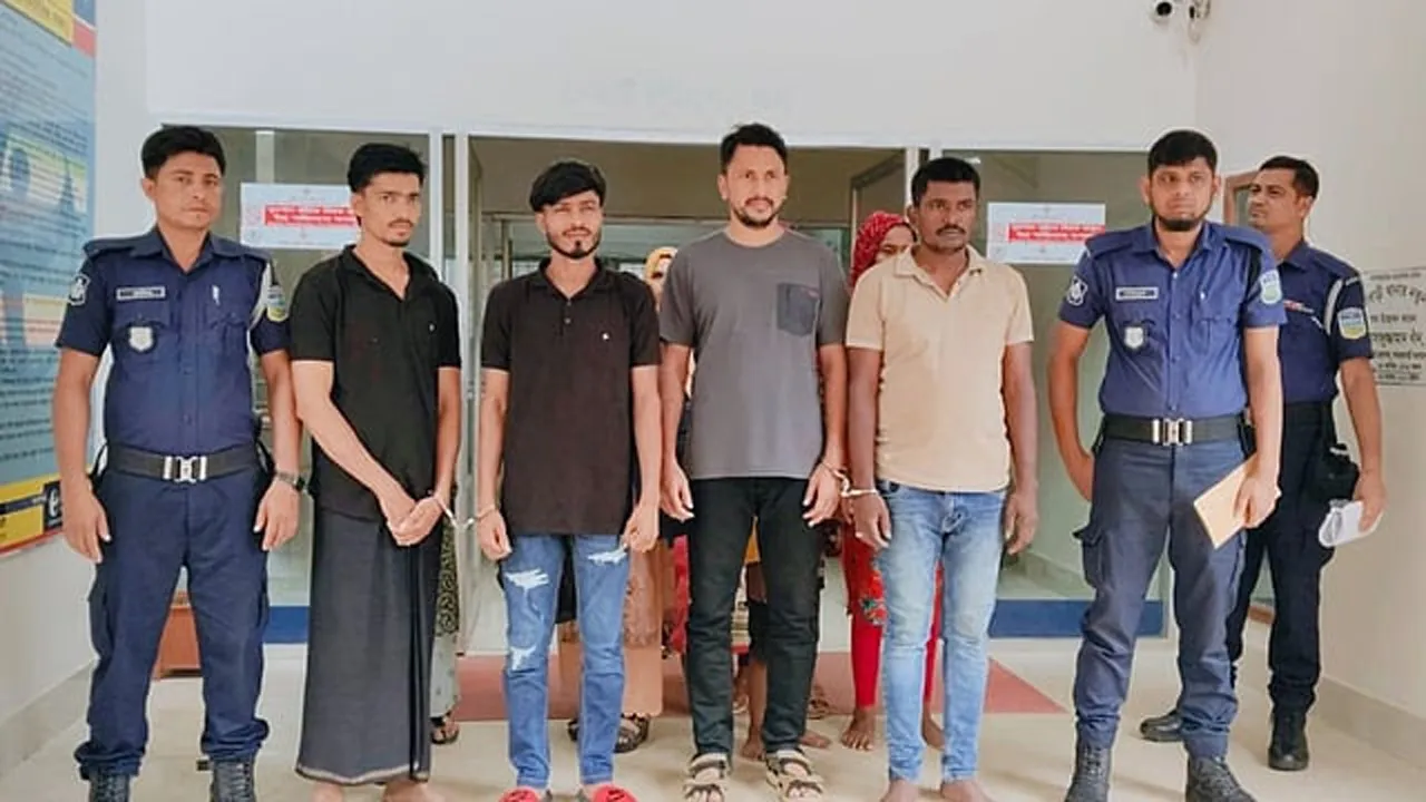 নালিতাবাড়ী সীমান্তে অবৈধভাবে অনুপ্রবেশ : নারী ও শিশুসহ গ্রেফতার ১১