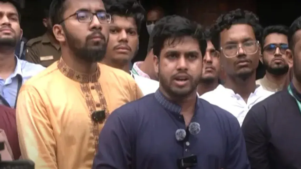ছাত্রদলের প্রার্থীরা ‘মিথ্যাচার করছে’ : শিবির প্যানেল
