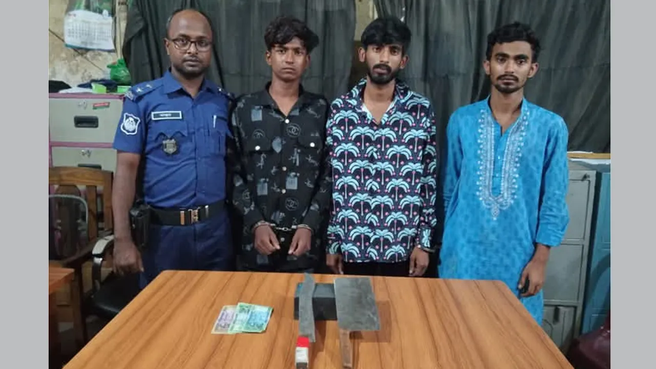 শিবপুরে টিউশনির কথা বলে অপহরণ করা কলেজছাত্র উদ্ধার, গ্রেফতার ৩
