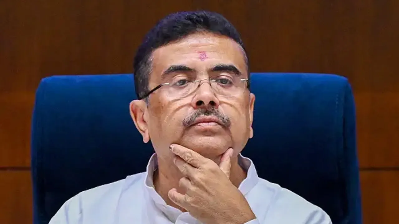 পশ্চিমবঙ্গের মুখ্যমন্ত্রীর হেলিকপ্টারের জরুরি অবতরণ