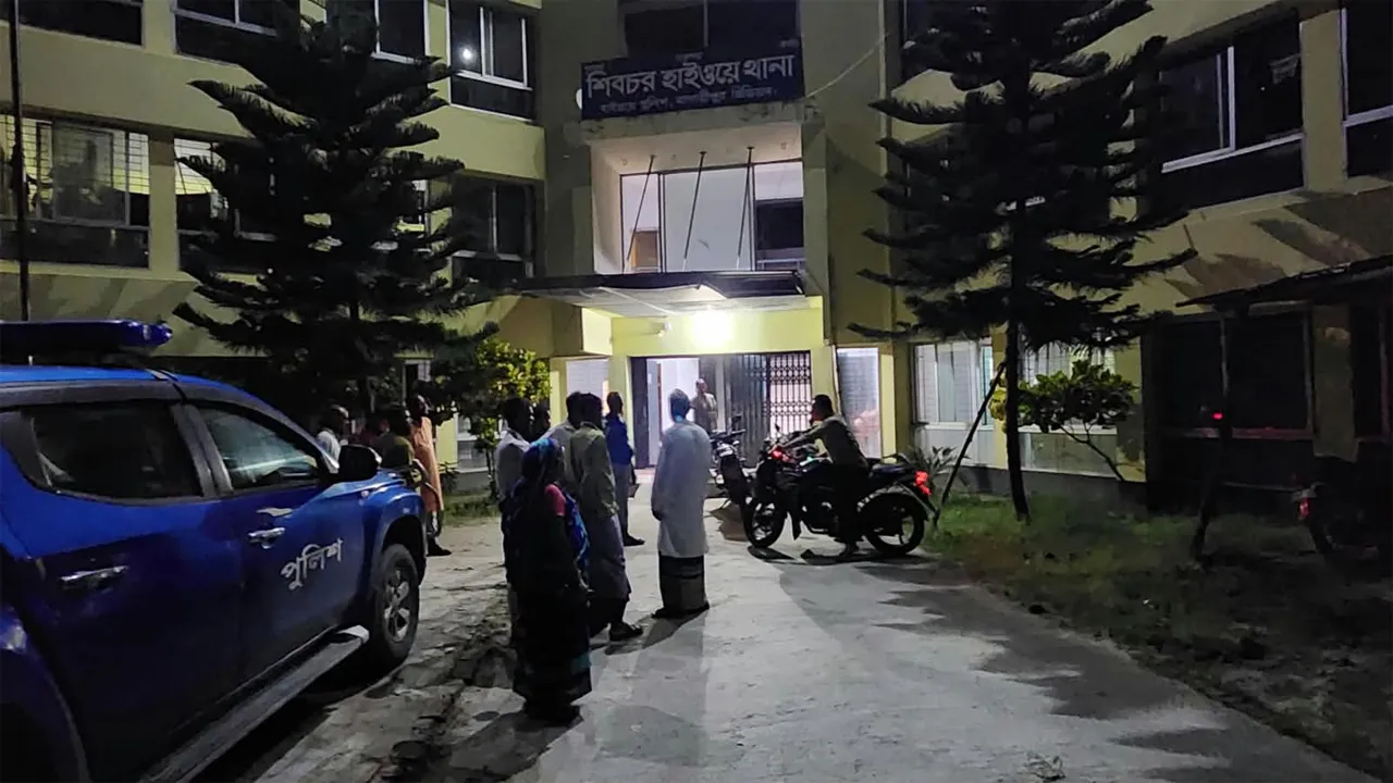 শিবচরে মোটরসাইকেল রেস করতে গিয়ে তরুণ নিহত