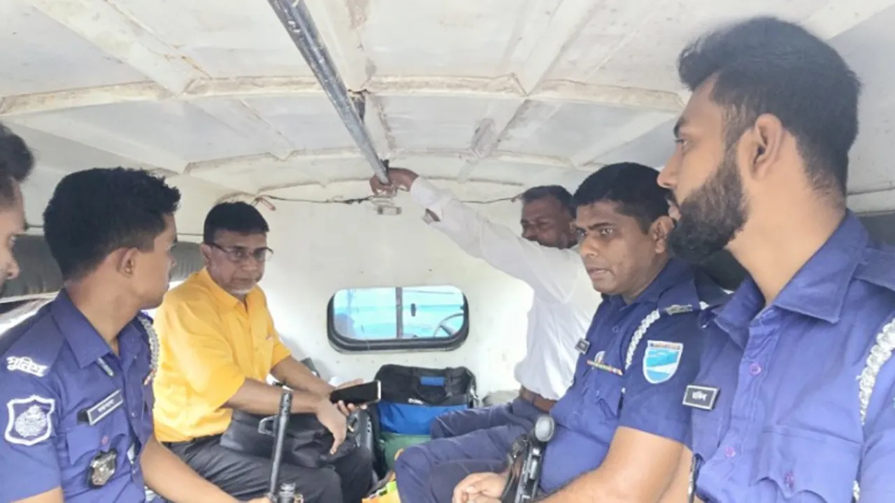 সিদ্ধিরগঞ্জে ভূমি জরিপের নামে বাণিজ্য, অবরুদ্ধ ২ কর্মকর্তা