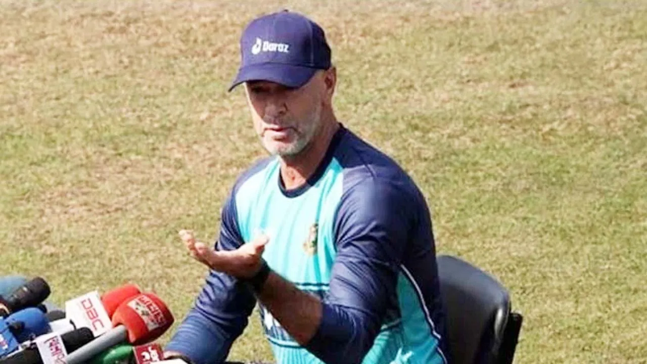 শ্রীলঙ্কা নারী দলের প্রধান কোচ সিডন্স