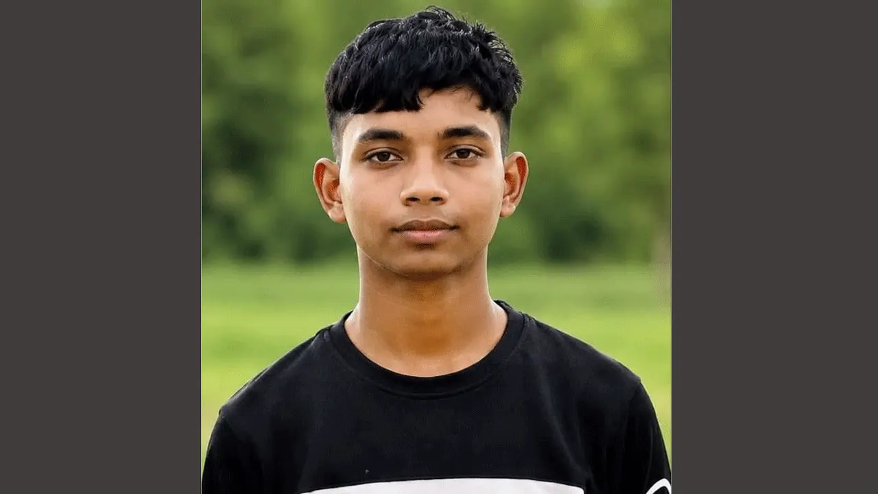 সিংগাইরে পাটক্ষেতে মিলল ব্যাটারিচালিত অটোরিকশা চালকের লাশ