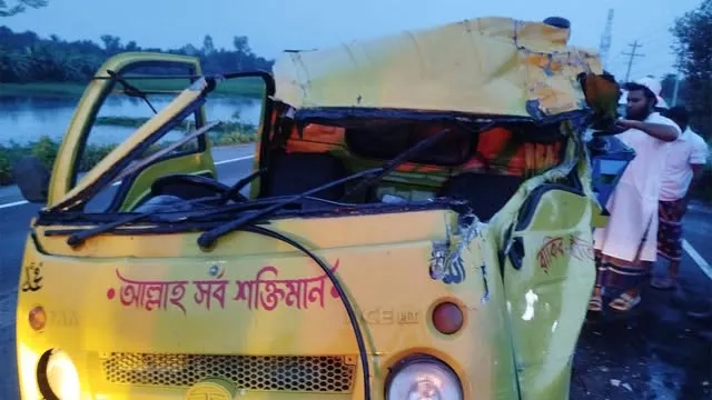 সিংড়ায় সড়ক দুর্ঘটনায় মাছ ব্যবসায়ী নিহত
