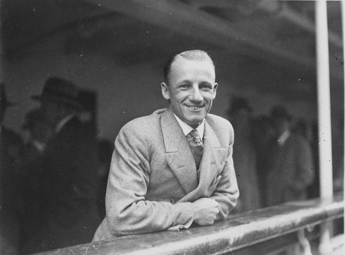 Sir Donald George Bradman 1