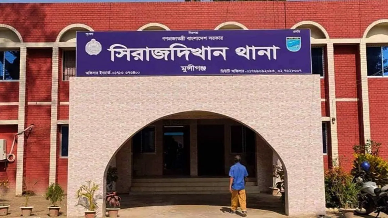 সিরাজদিখানে ধরা ছোঁয়ার বাইরে যুবলীগ নেতা আনোয়ার হোসেন