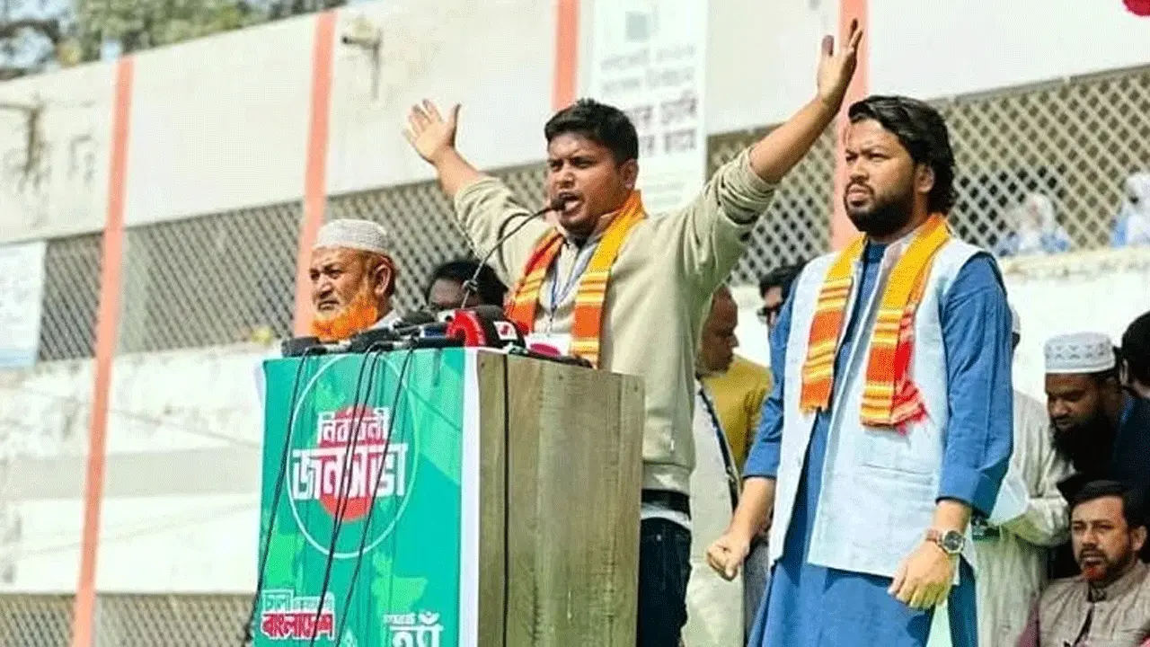 পুরোনো বস্তাপচা রাজনীতিবিদরা তরুণদের উত্থান চায় না : হাসনাত আব্দুল্লাহ