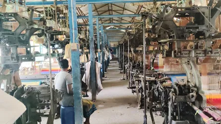 লোডশেডিংয়ের কারণে তাঁত শিল্পে জ্বালানি ব্যয় বেড়েছে ৪ গুণ