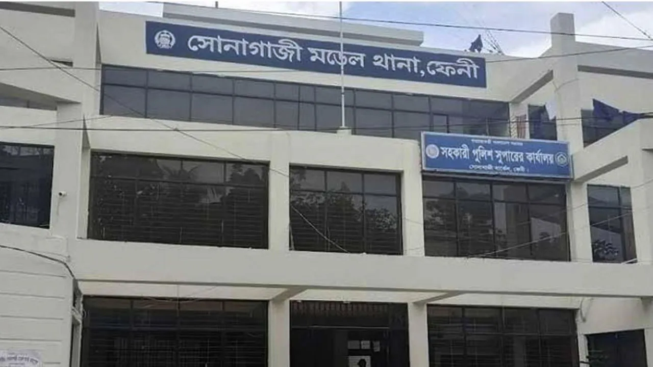 সোনাগাজীতে পরকিয়া প্রেমে বাধা দেয়ায় যুবককে কুপিয়ে হত্যা, আটক ৪