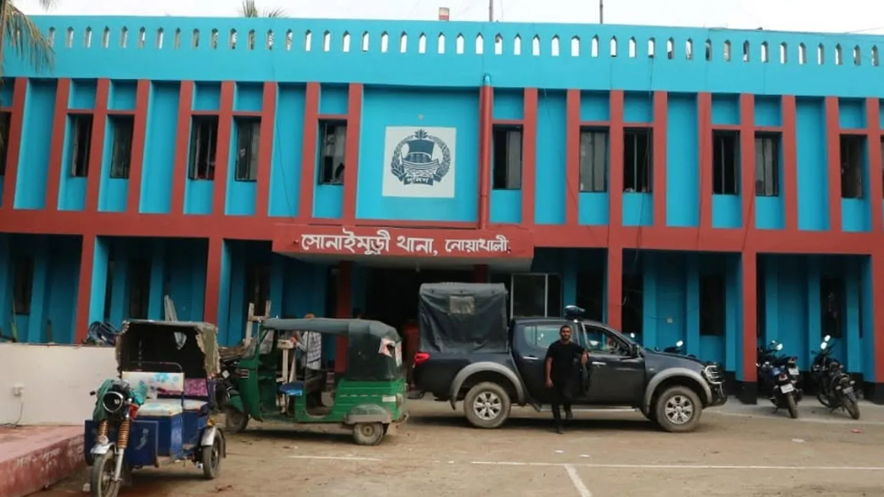 নোয়াখালীতে রাতে ঘরে ঢুকে ঘুমন্ত ব্যক্তিকে গলা কেটে হত্যার চেষ্টা
